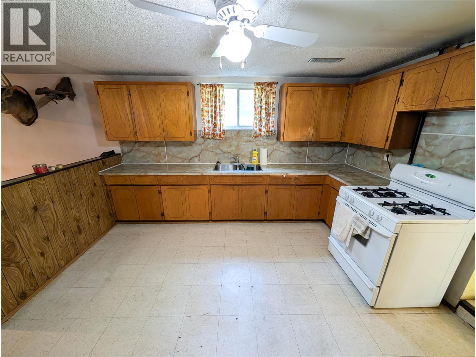 1449 Ord Road, Kamloops, British Columbia  V2B 7V2 - Photo 19 - 10389041