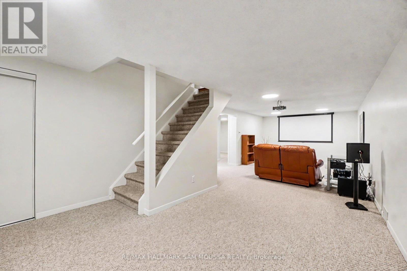 6115 Voyageur Drive, Ottawa, Ontario  K1C 2X5 - Photo 37 - X13200976