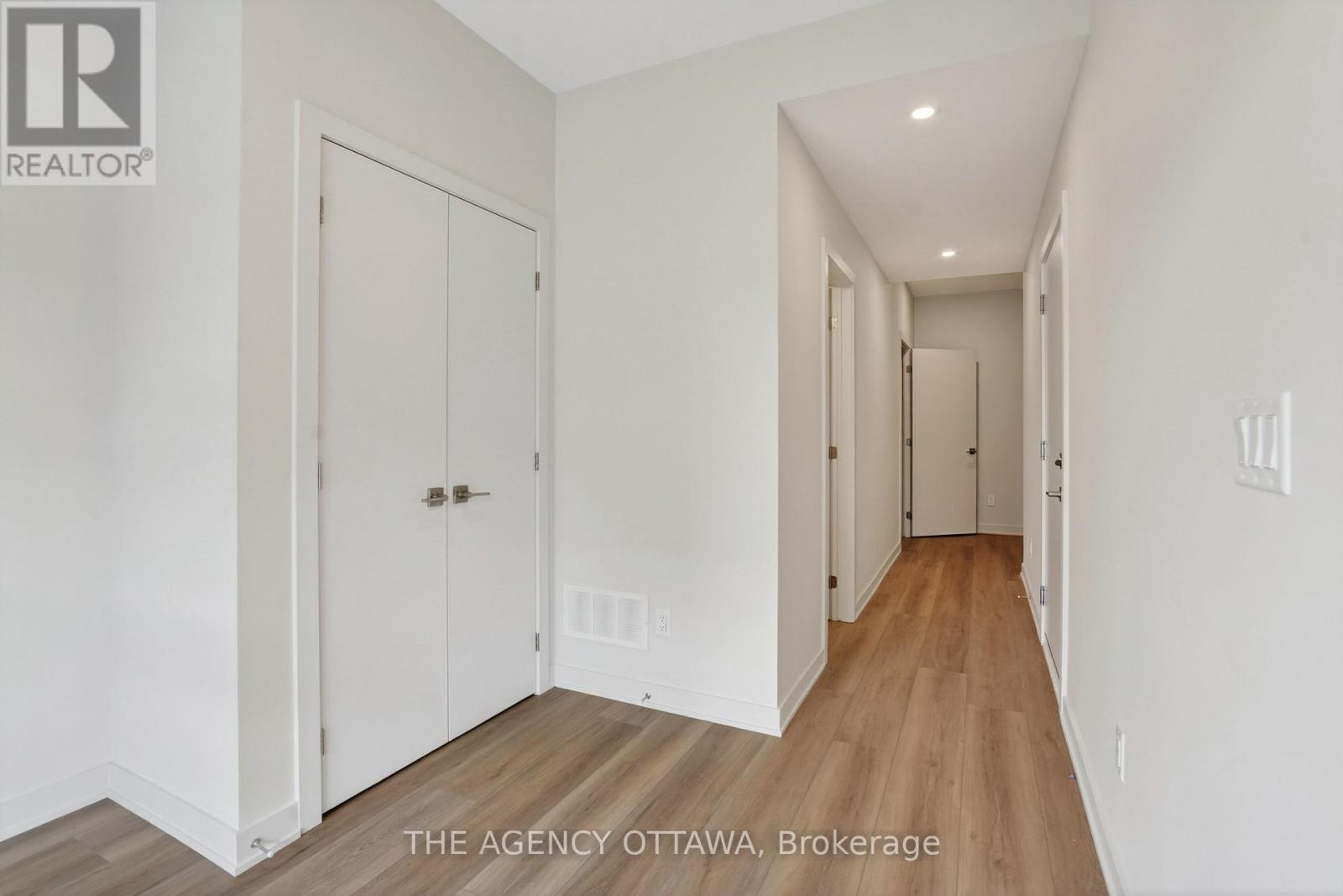 3061 Showcase Crescent, Ottawa, Ontario  K4M 0S1 - Photo 5 - X13201142