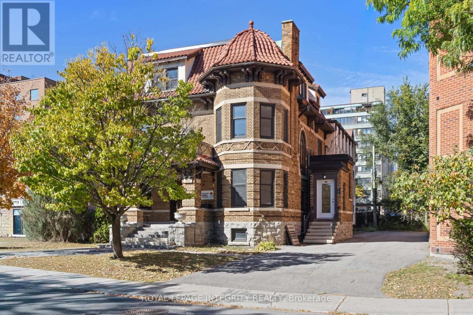 307 GILMOUR STREET, Ottawa, Ontario