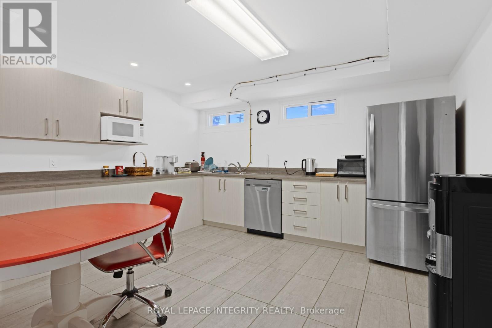 307 Gilmour Street, Ottawa, Ontario  K2P 0P7 - Photo 6 - X13201164