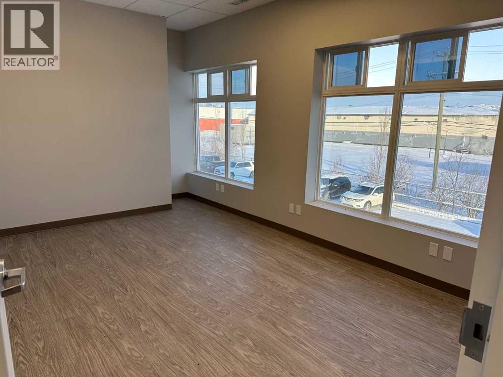 205 C, 10055 120 Avenue, Grande Prairie, Alberta  T8V 8H8 - Photo 9 - A2189432