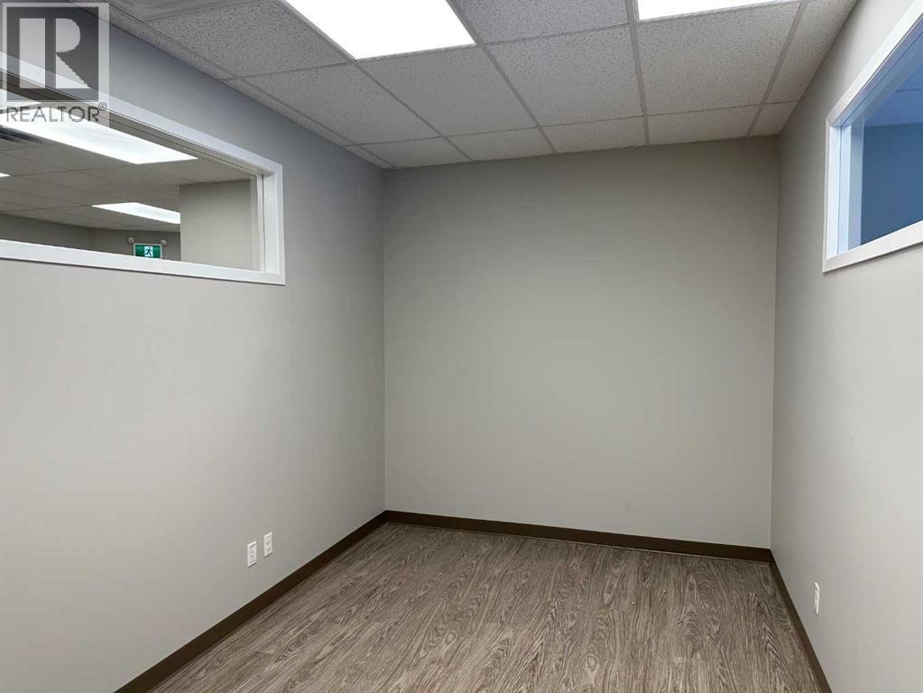 205 C, 10055 120 Avenue, Grande Prairie, Alberta  T8V 8H8 - Photo 8 - A2189432