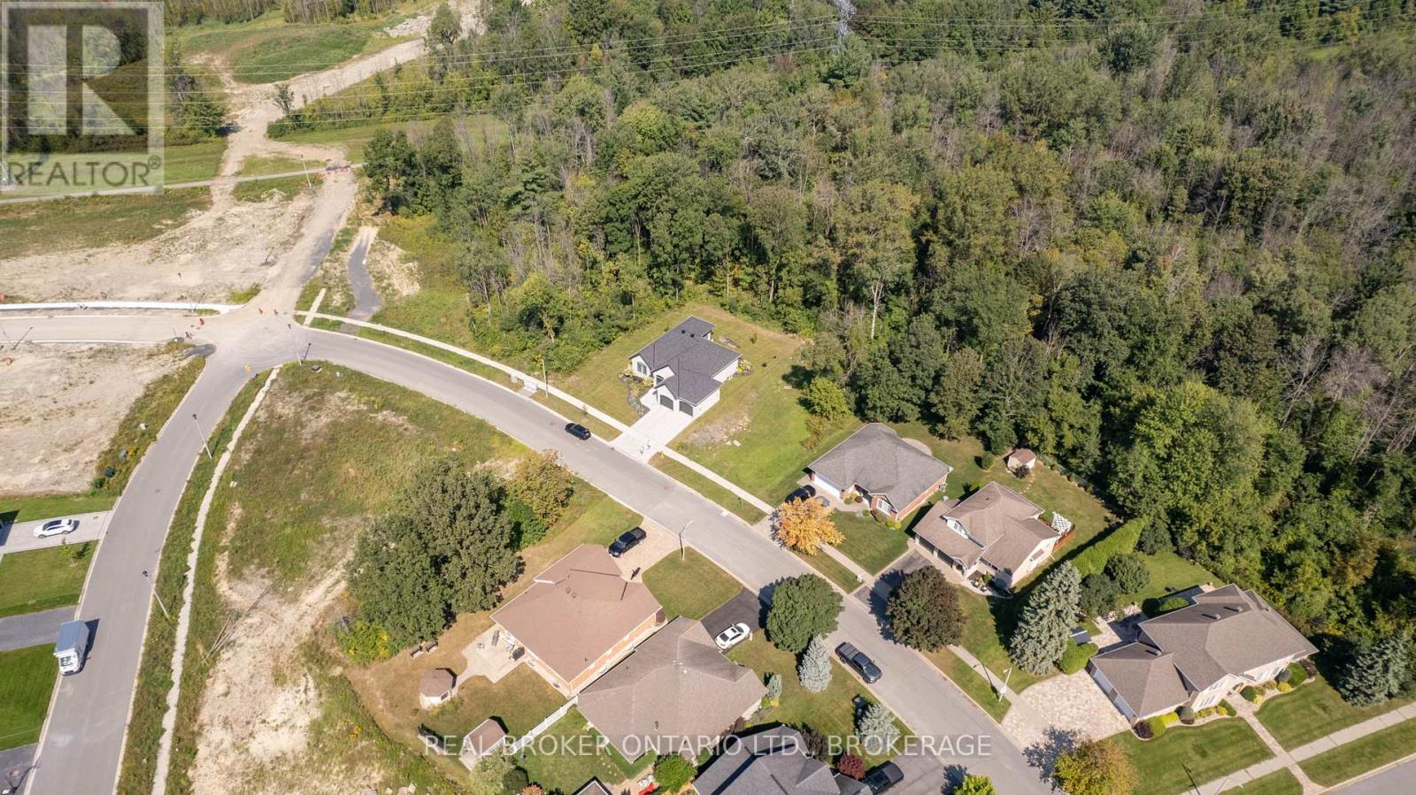 1265 Riverdale Avenue, Cornwall, Ontario  K6J 0B7 - Photo 3 - X12527990
