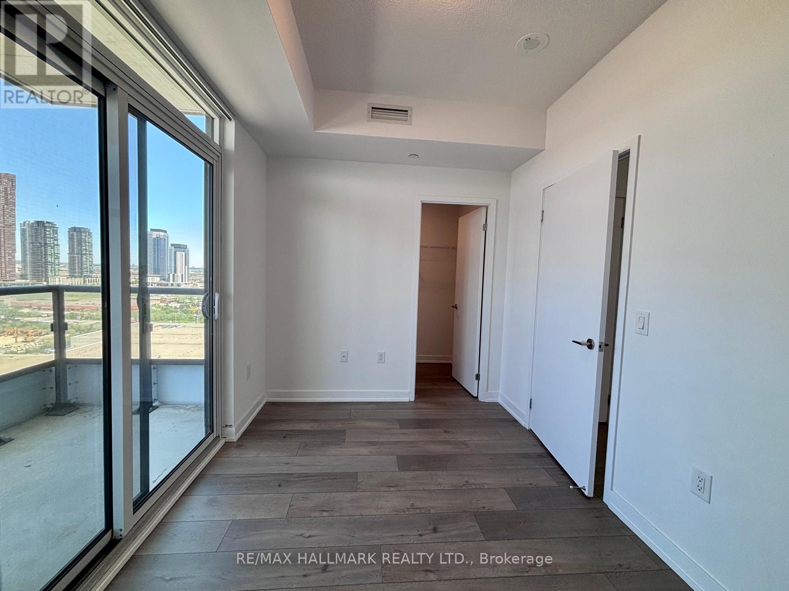 1910 - 38 Honeycrisp Crescent, Vaughan, Ontario  L4K 0M8 - Photo 16 - N13193488