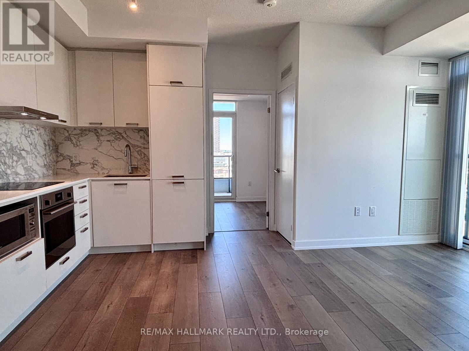 1910 - 38 Honeycrisp Crescent, Vaughan, Ontario  L4K 0M8 - Photo 4 - N13193488