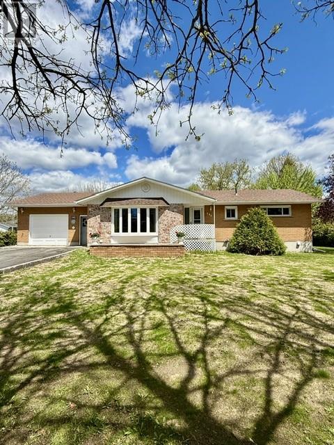 190 Government Road West, Massey, Ontario