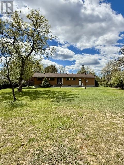 190 Government Road West, Massey, Ontario  P0P 1P0 - Photo 12 - 2127943