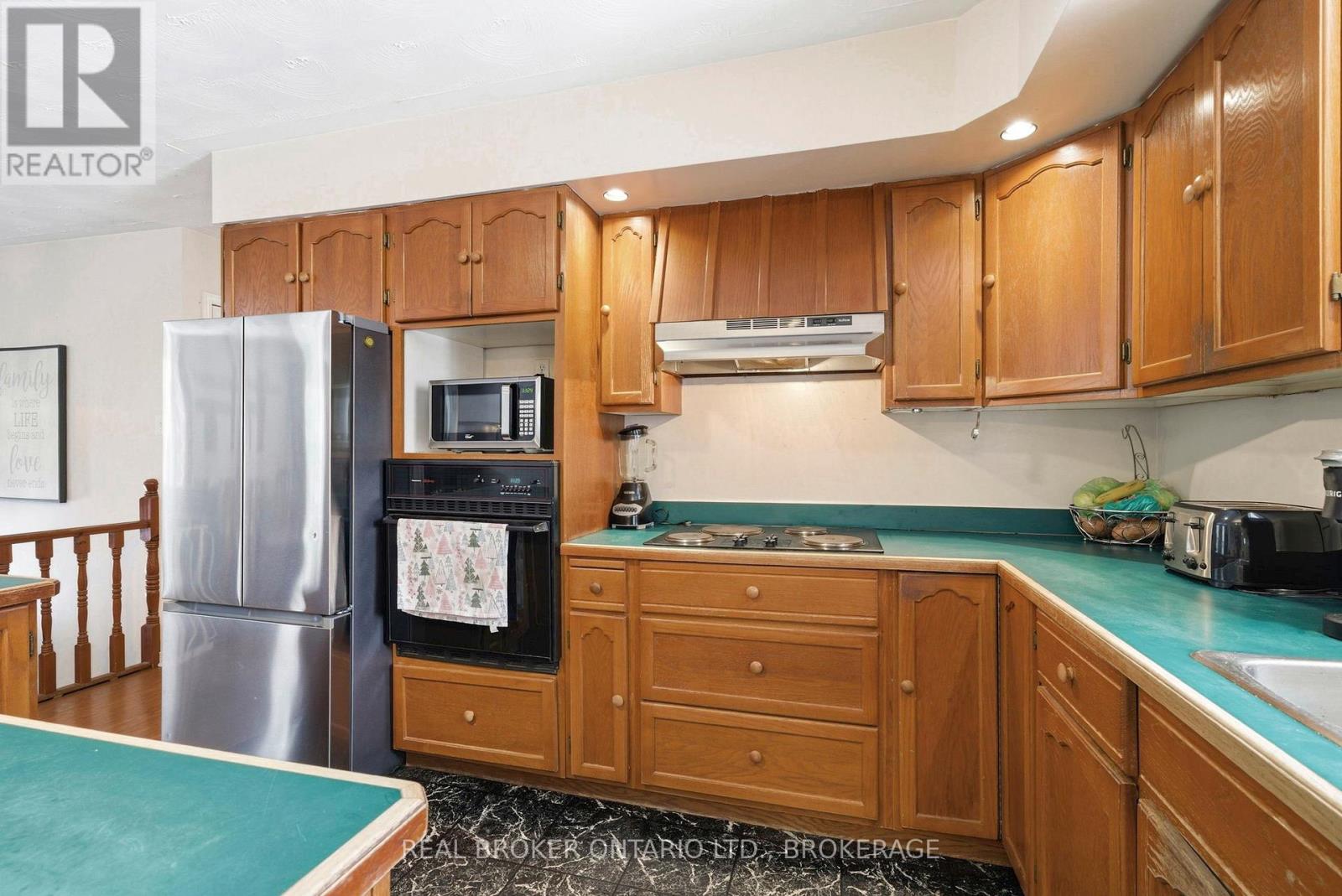 5127 Brunet Road, South Stormont, Ontario K0C 1R0 - Photo 6 - X12873444