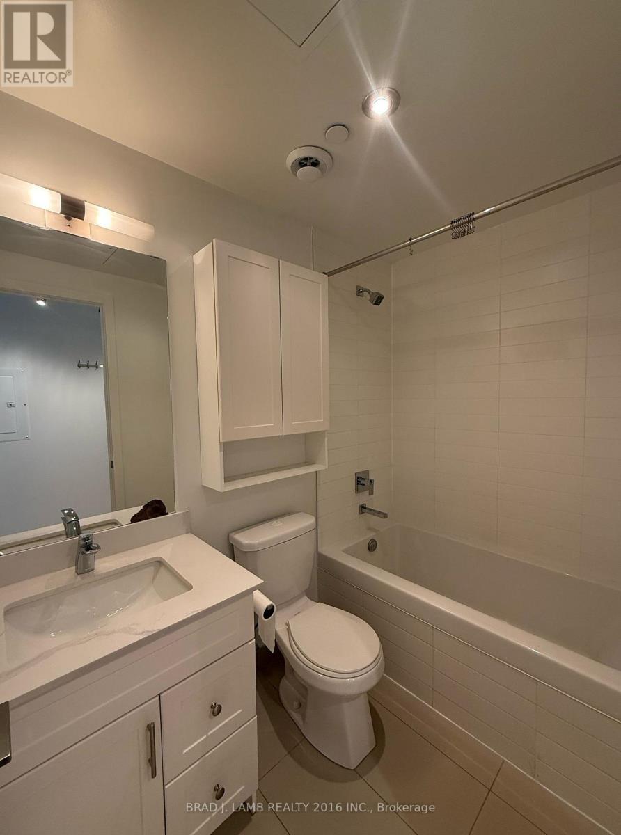 501 - 11 Charlotte Street, Toronto, Ontario  M5V 2H5 - Photo 13 - C13200814