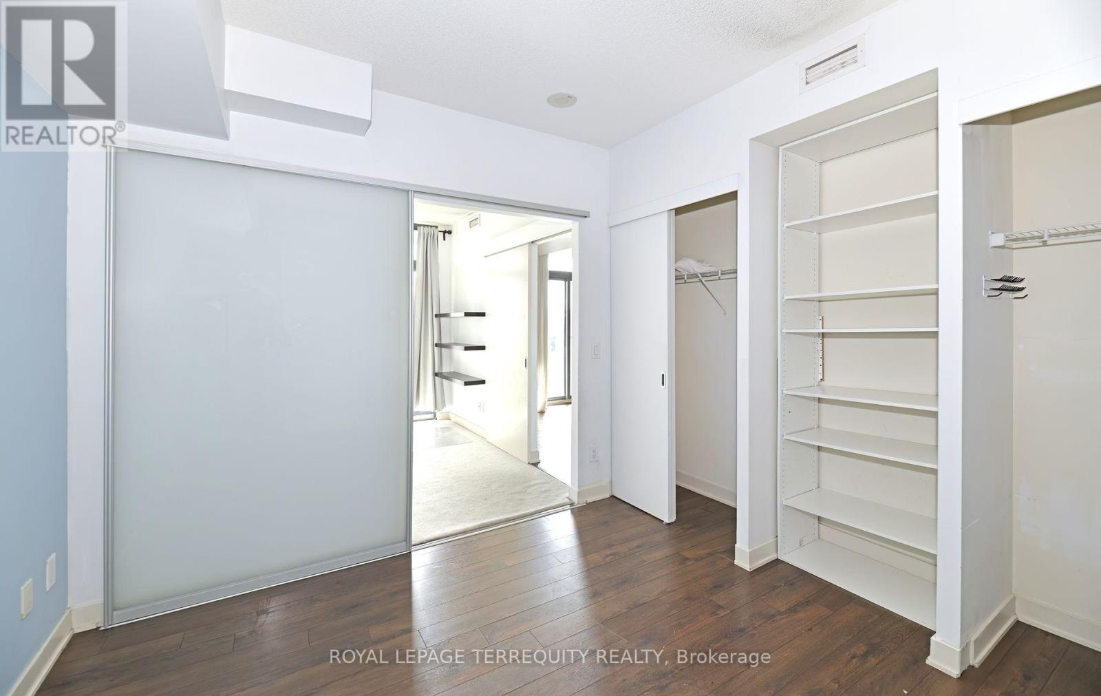 2710 - 110 Charles Street E, Toronto, Ontario  M4Y 1T5 - Photo 10 - C13200858