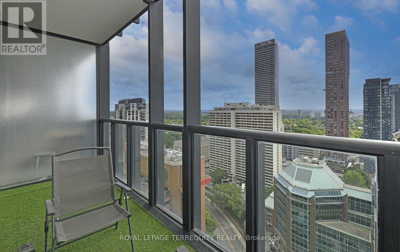 2710 - 110 Charles Street E, Toronto, Ontario  M4Y 1T5 - Photo 14 - C13200858