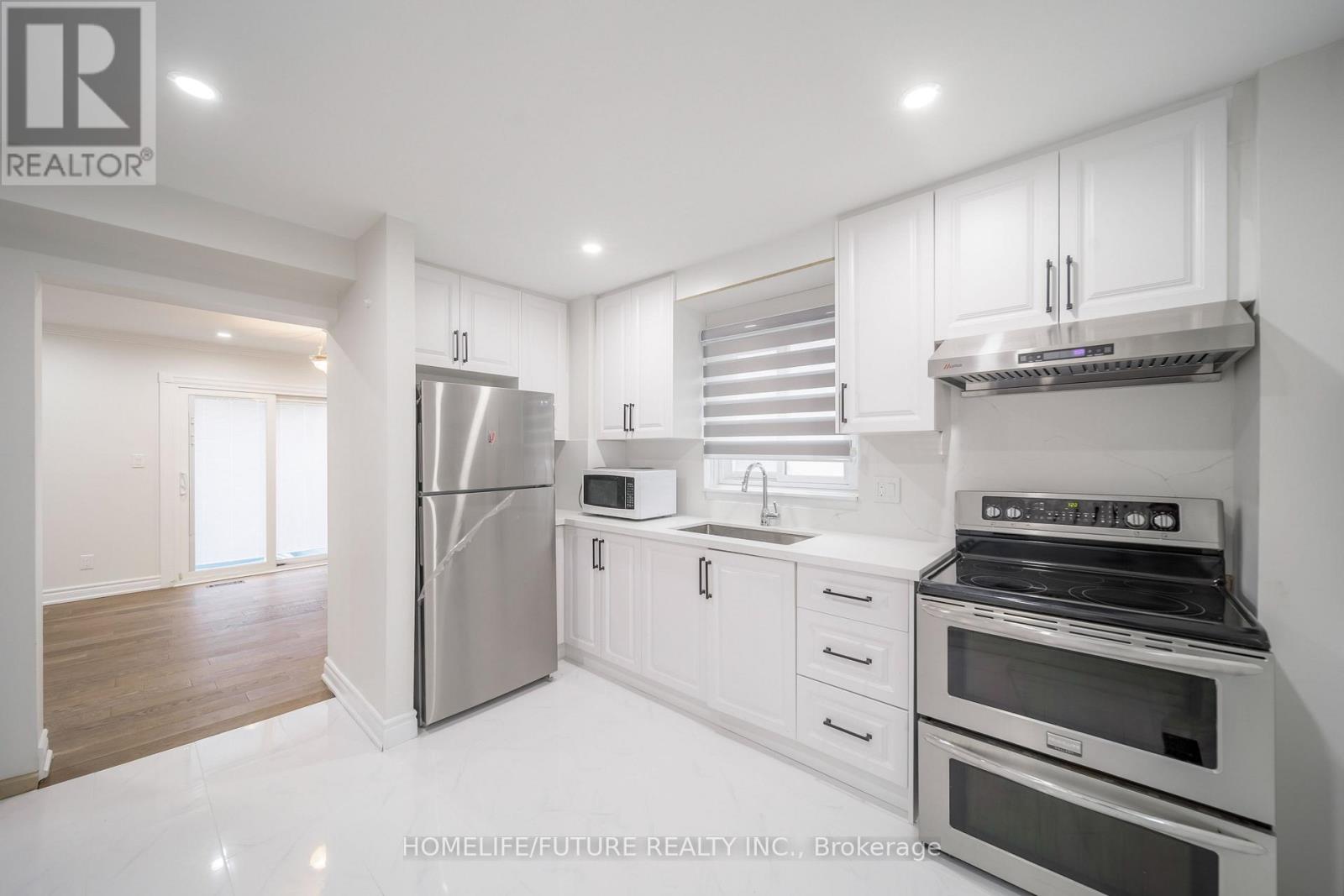 8 Coltman Crescent, Toronto, Ontario  M1B 2A2 - Photo 10 - E13200692