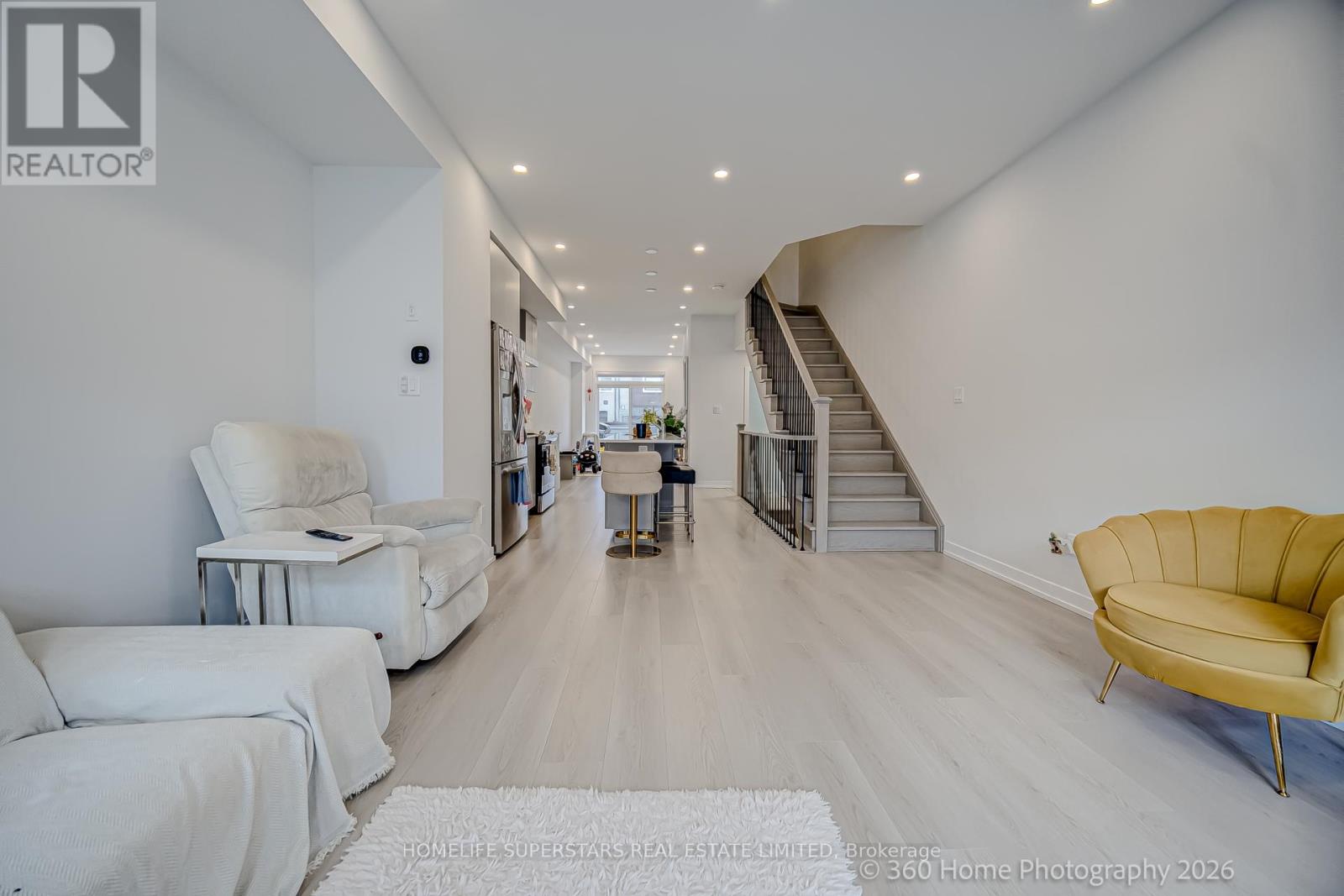 40 Akil Thomas Gardens, Toronto, Ontario  M1P 0G3 - Photo 19 - E13200898