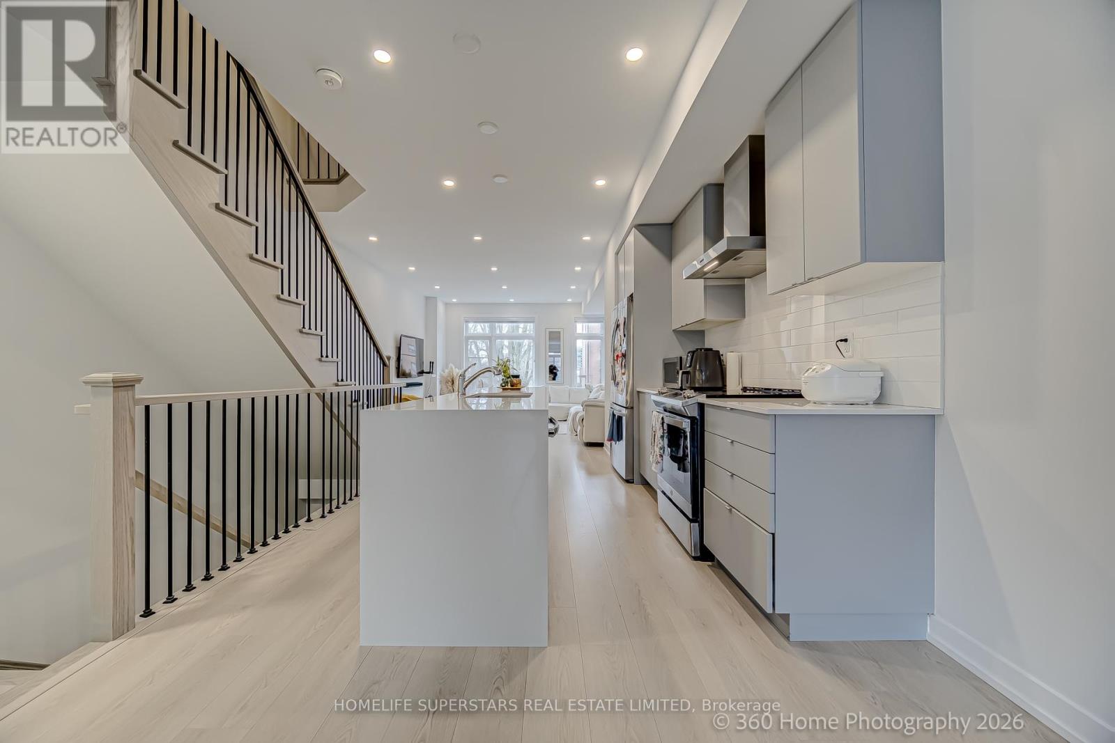 40 Akil Thomas Gardens, Toronto, Ontario  M1P 0G3 - Photo 22 - E13200898