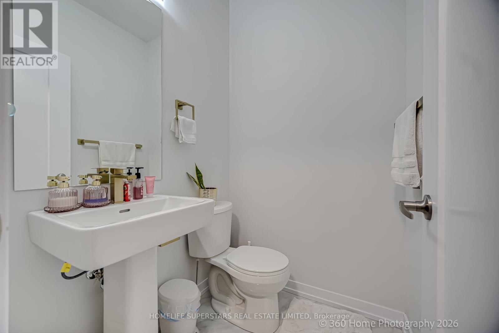 40 Akil Thomas Gardens, Toronto, Ontario  M1P 0G3 - Photo 25 - E13200898
