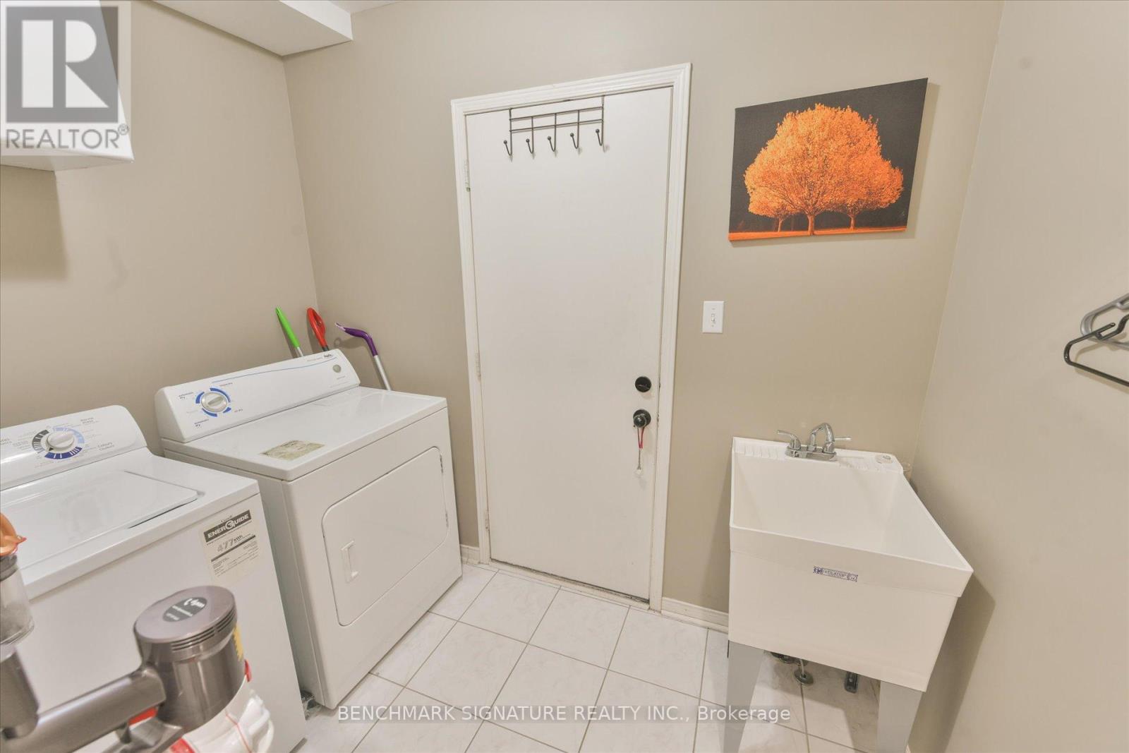 29 Strickland Drive, Ajax, Ontario  L1T 4A2 - Photo 37 - E13201092