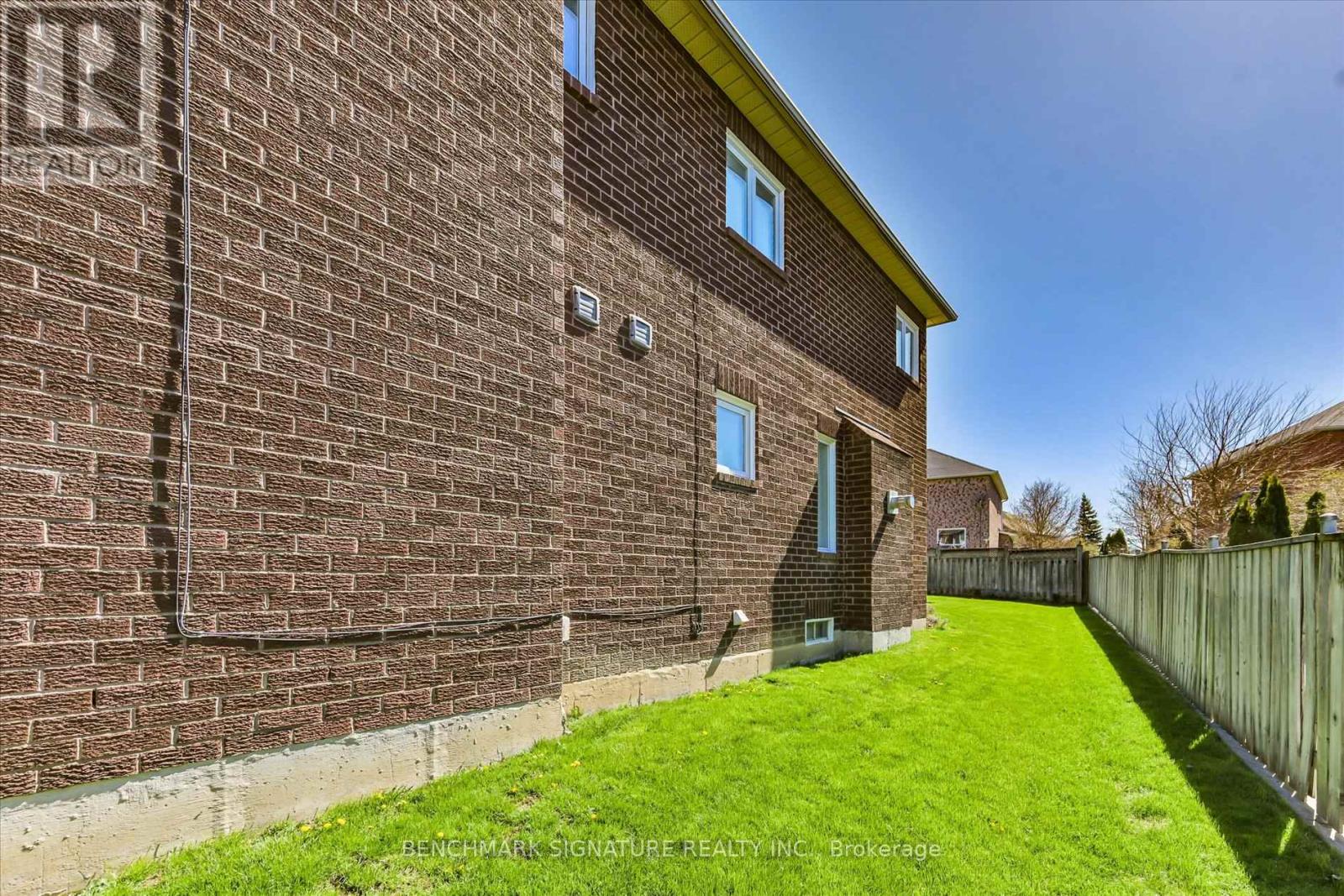 29 Strickland Drive, Ajax, Ontario  L1T 4A2 - Photo 41 - E13201092