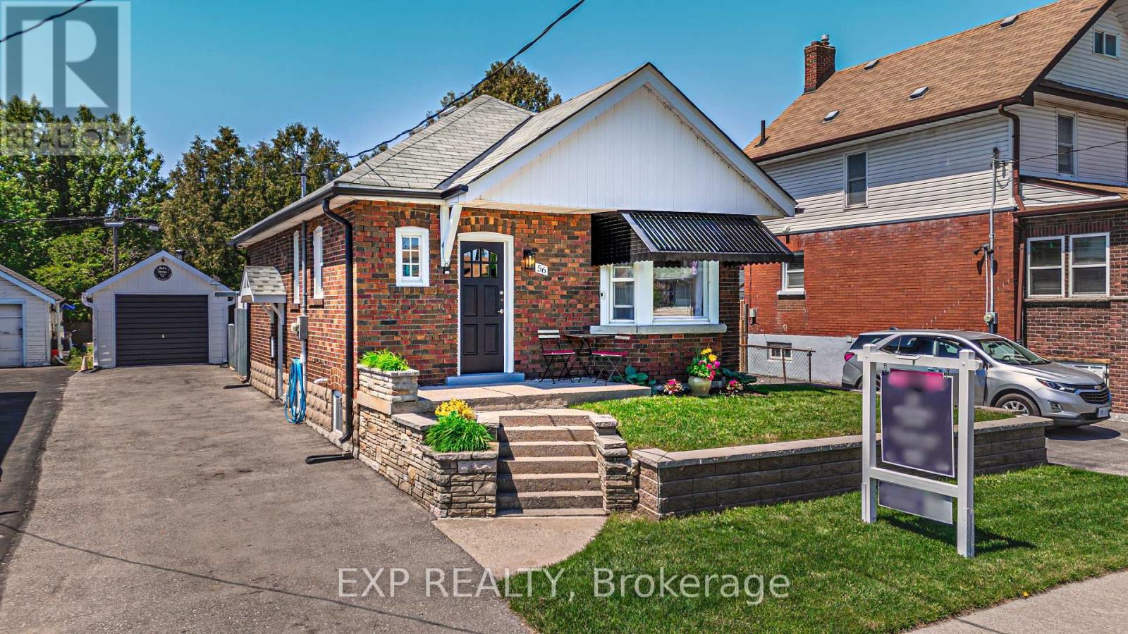 56 GLADSTONE AVENUE, Oshawa, Ontario