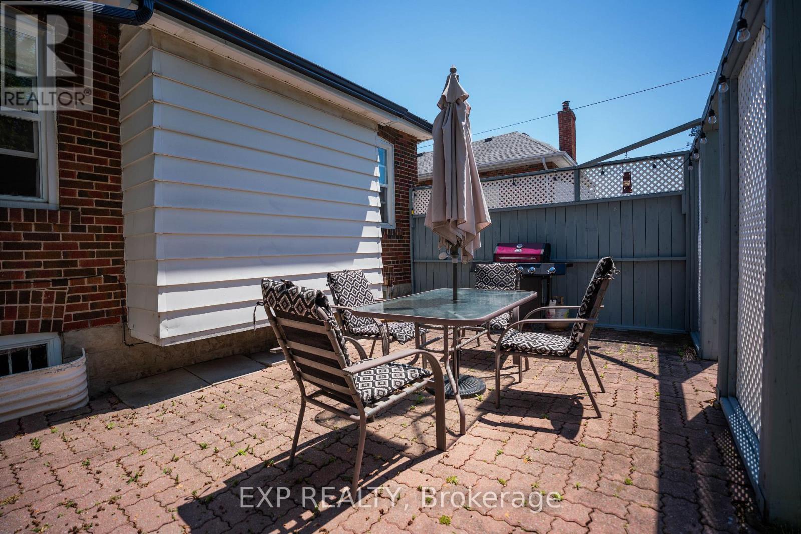 56 Gladstone Avenue, Oshawa, Ontario  L1J 4E5 - Photo 43 - E13201346