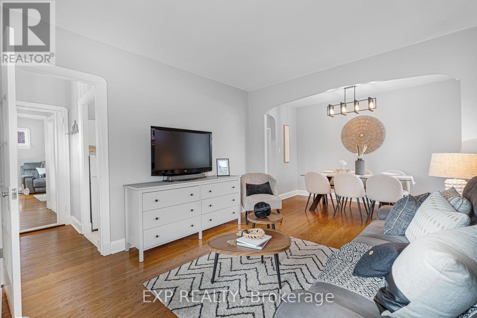 56 Gladstone Avenue, Oshawa, Ontario  L1J 4E5 - Photo 7 - E13201346