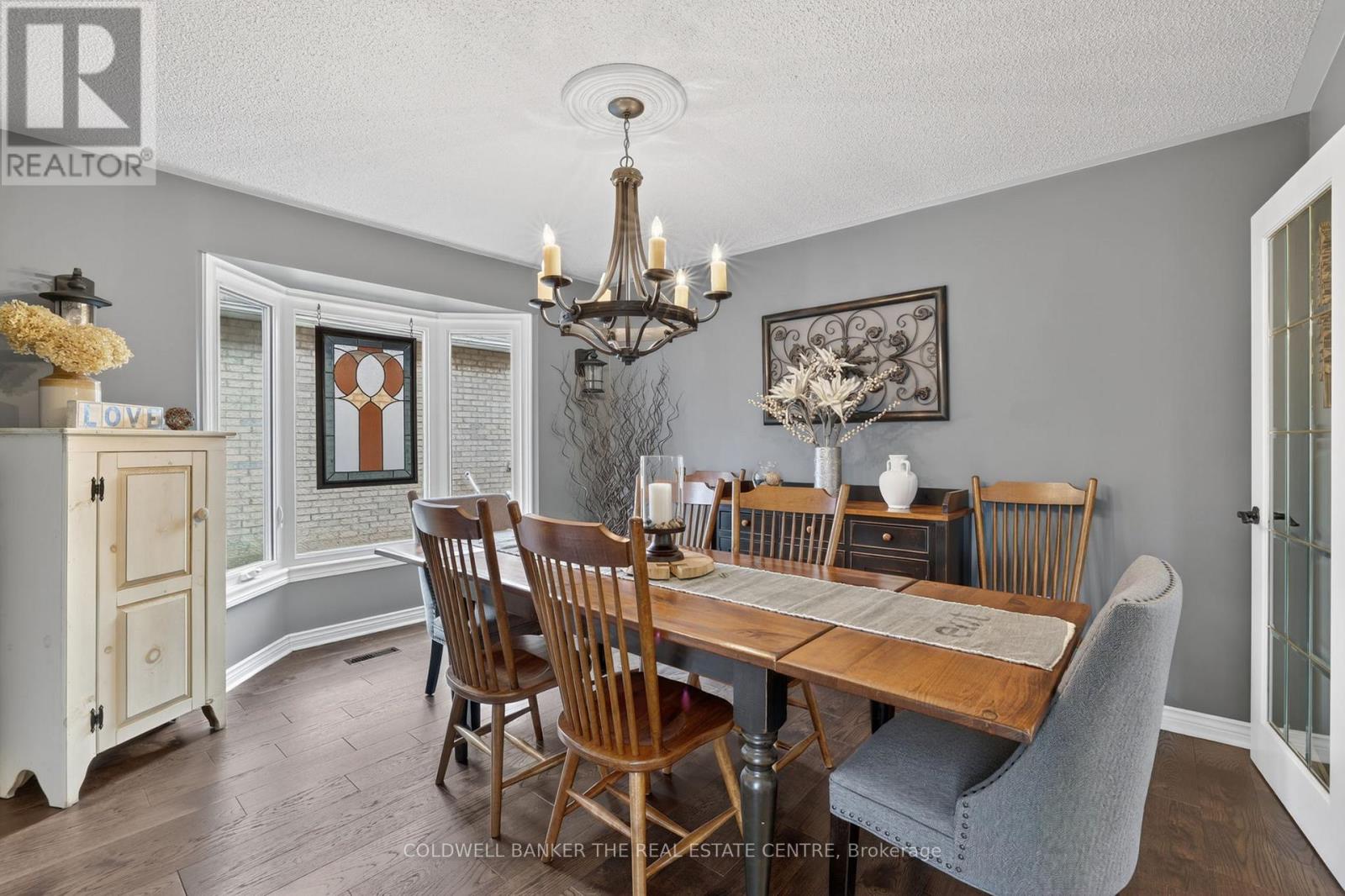 896 Bosworth Court, Newmarket, Ontario  L3X 1Z1 - Photo 16 - N13200638