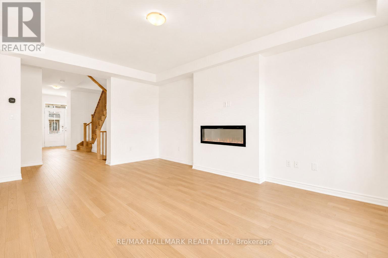 43 Foxley Heights, Barrie, Ontario  L9J 1A6 - Photo 6 - S13201116