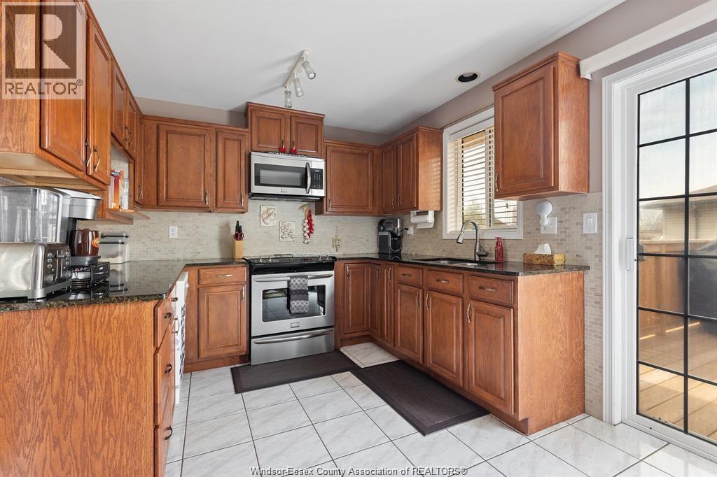 330 Reaume Road, Lasalle, Ontario N9J 1B1 - Photo 9 - 26012324
