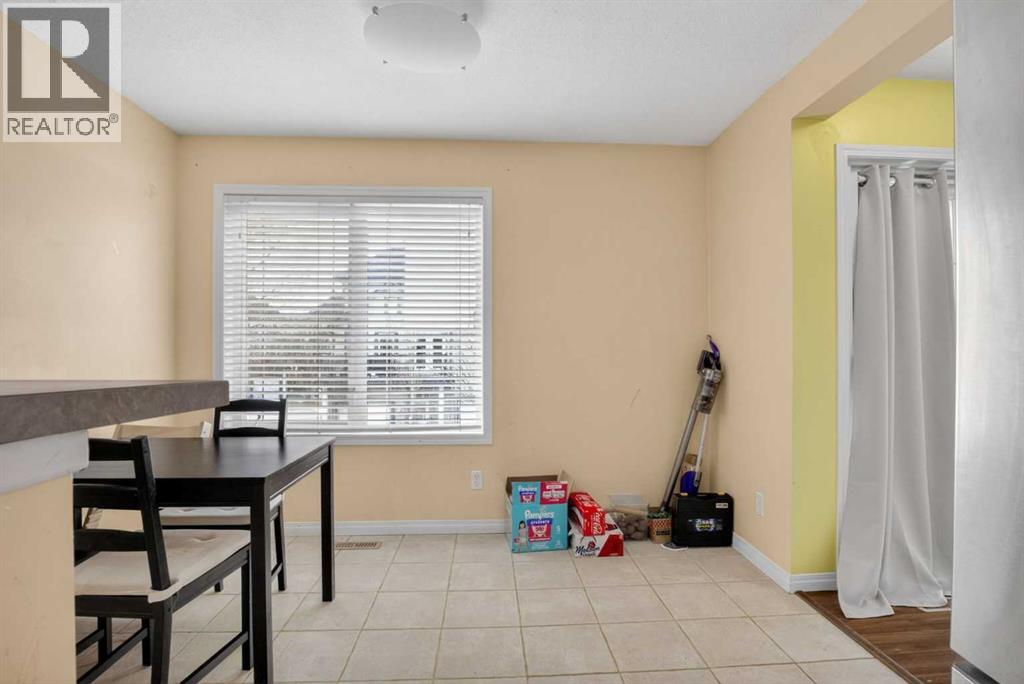 34 Simcoe Place SW, Calgary, Alberta  T3H 4T8 - Photo 11 - A2301399