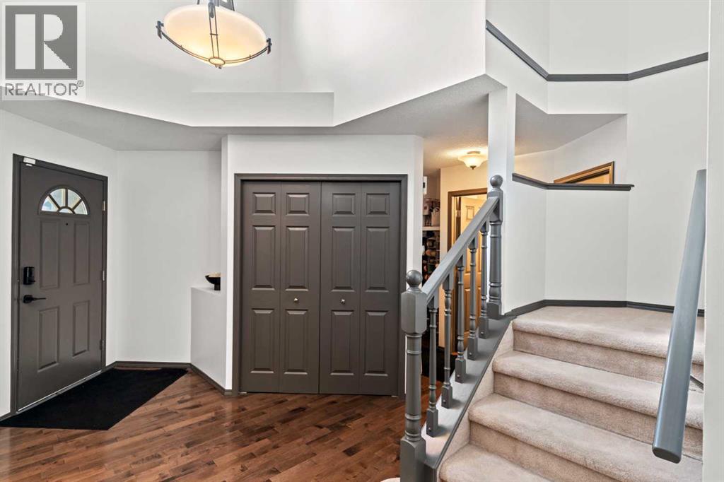 186 Mt Assiniboine Circle SE, Calgary, Alberta  T2Z 2N6 - Photo 6 - A2310185