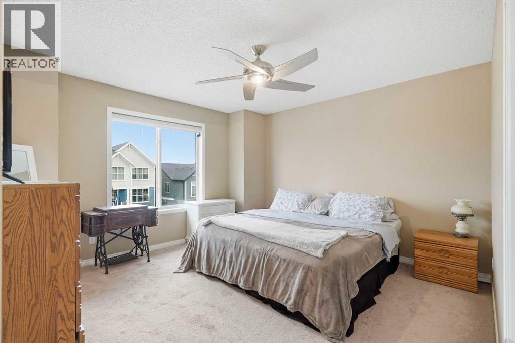 383 Fireside Place, Cochrane, Alberta  T4C 0R5 - Photo 13 - A2310998