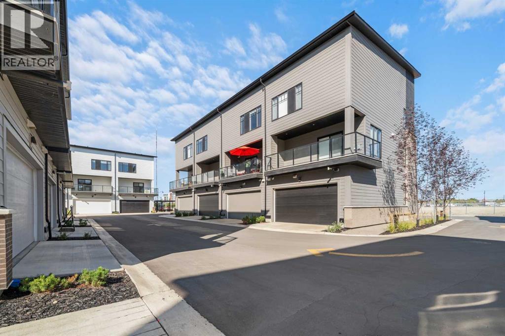 8161 8 Avenue, Calgary, Alberta  T3H 6H9 - Photo 30 - A2312932