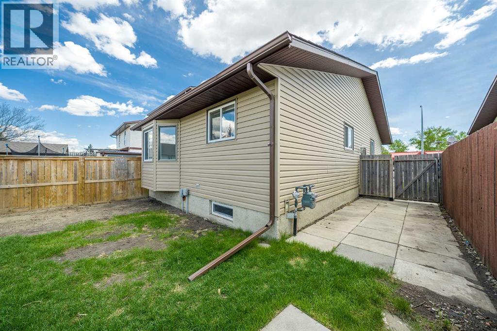 2164 Summerfield Boulevard Se, Airdrie, Alberta  T4B 1X5 - Photo 25 - A2313901