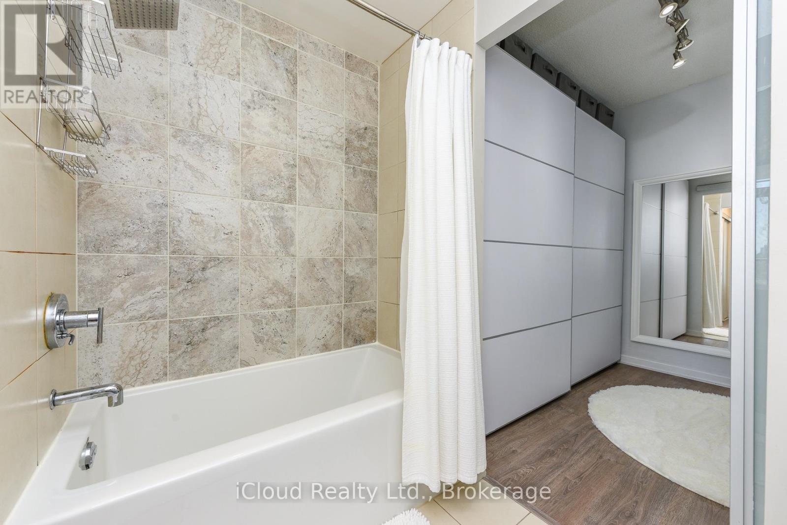 1303 - 103 The Queensway, Toronto, Ontario  M6S 5B3 - Photo 17 - W13200916