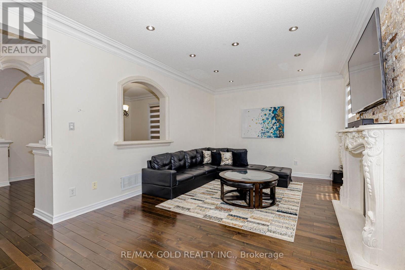 548 Fernforest Drive, Brampton, Ontario  L6R 0V8 - Photo 25 - W13201224