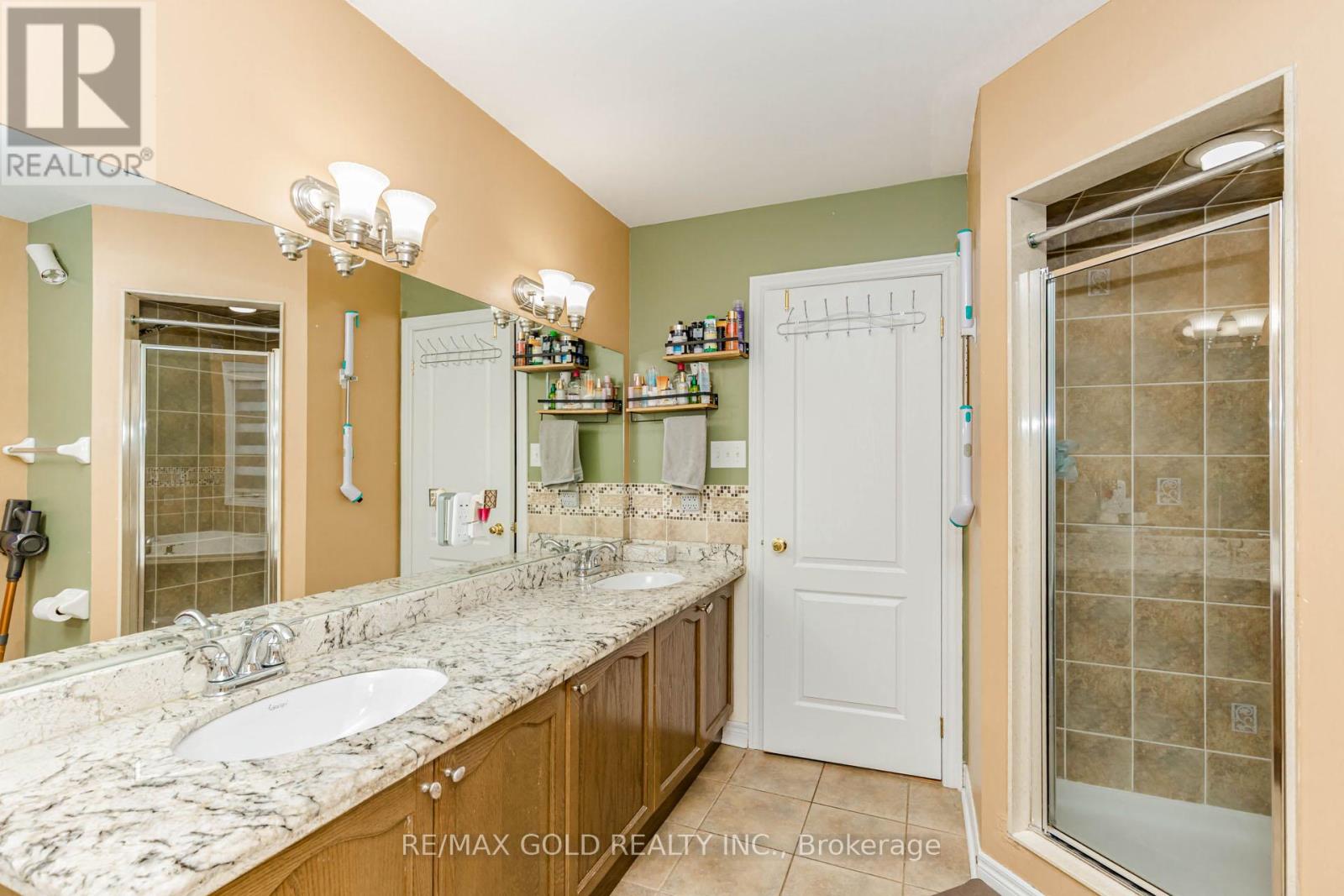 548 Fernforest Drive, Brampton, Ontario  L6R 0V8 - Photo 39 - W13201224