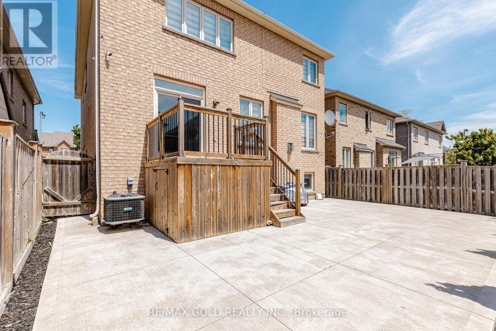 548 Fernforest Drive, Brampton, Ontario  L6R 0V8 - Photo 49 - W13201224