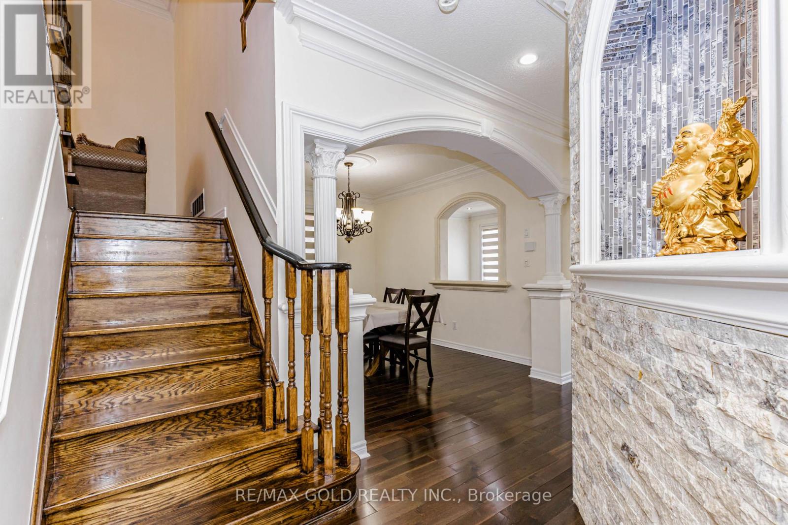 548 Fernforest Drive, Brampton, Ontario  L6R 0V8 - Photo 7 - W13201224