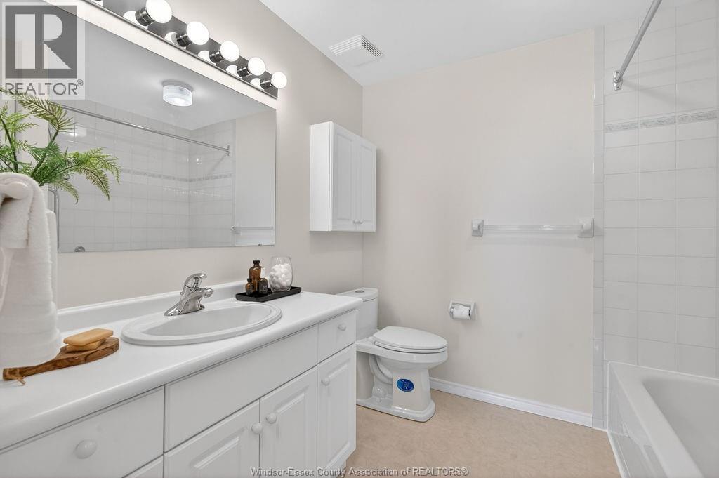 3915 Southwinds Dr Unit# 703, Windsor, Ontario  N9G 2S8 - Photo 23 - 26012290
