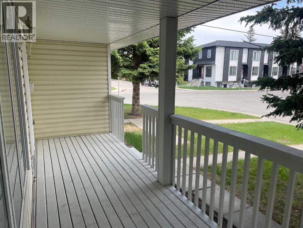 3103 39 Street SW, Calgary, Alberta  T3E 3G9 - Photo 2 - A2298246
