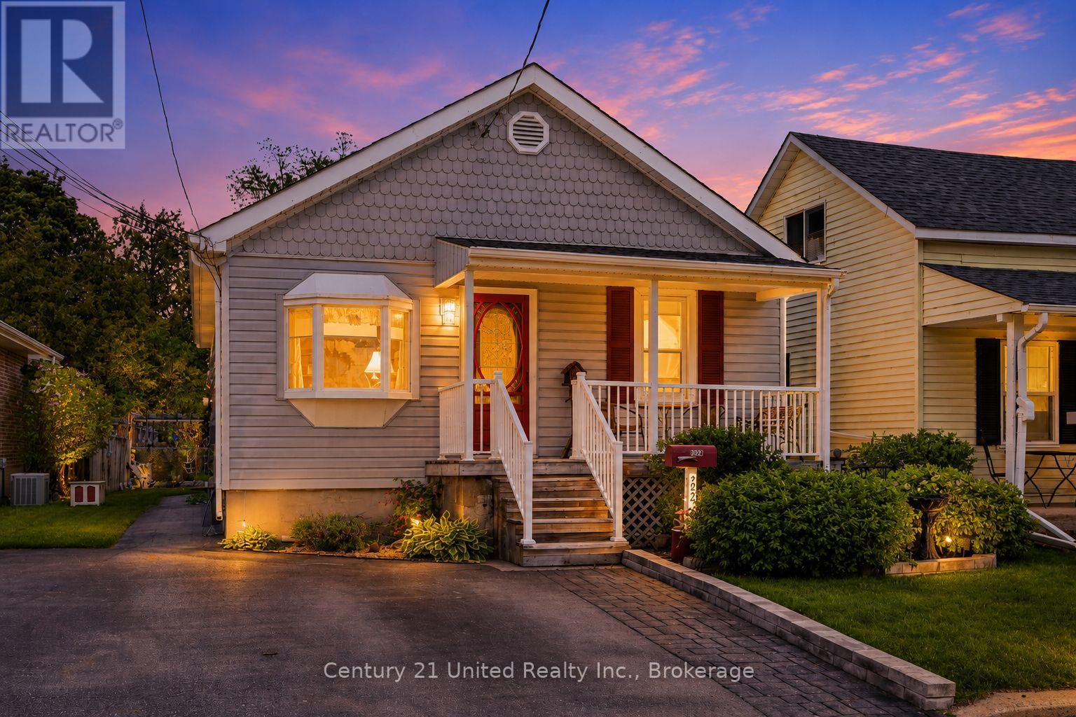 492 CROSS STREET, Peterborough, Ontario
