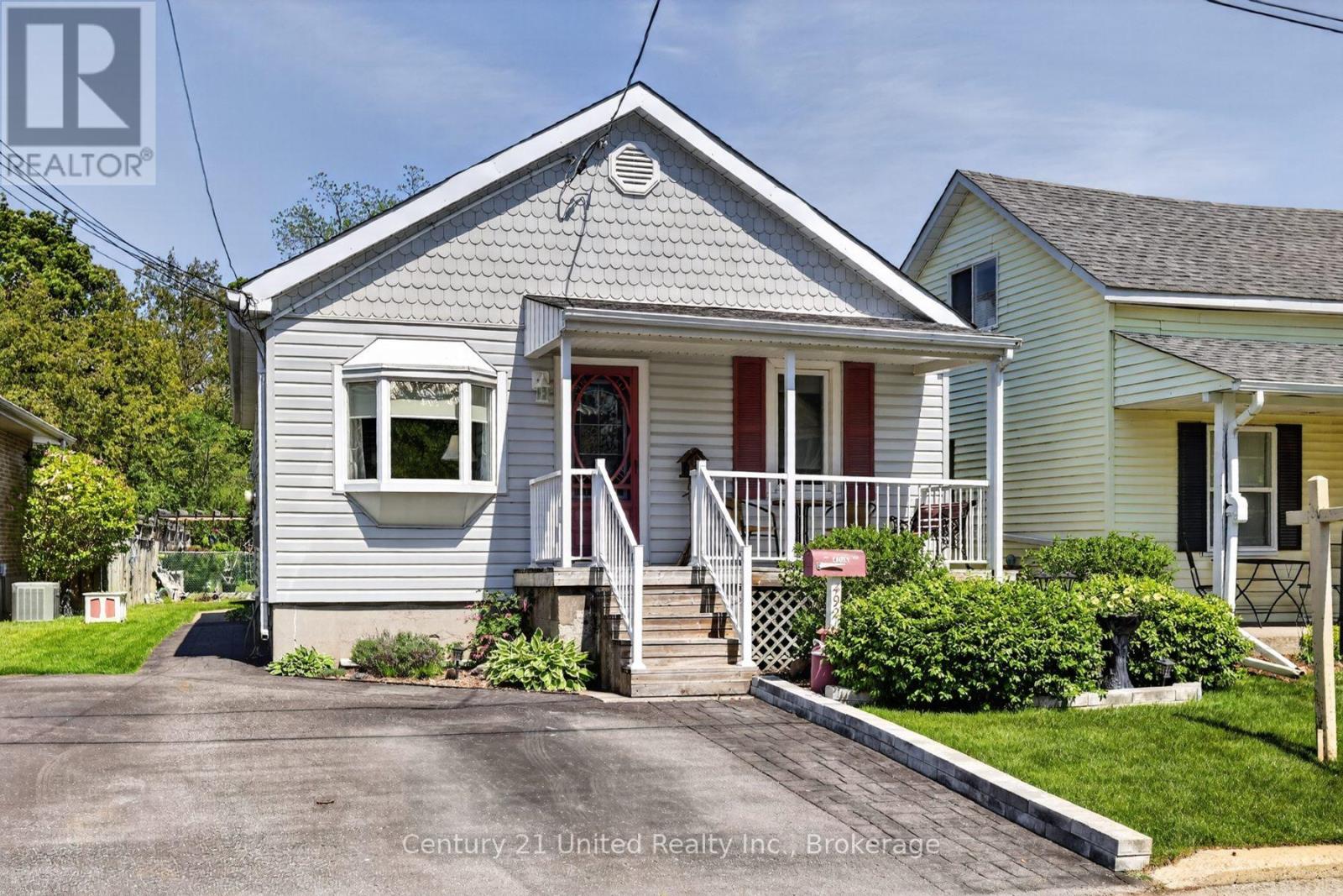 492 Cross Street, Peterborough, Ontario  K9H 4T2 - Photo 2 - X13202718