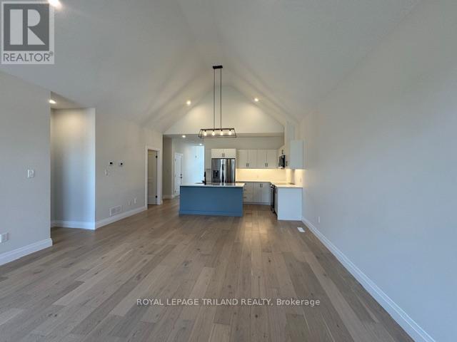 49 - 63 Compass Trail, Central Elgin, Ontario  N5L 0B4 - Photo 8 - X13202582
