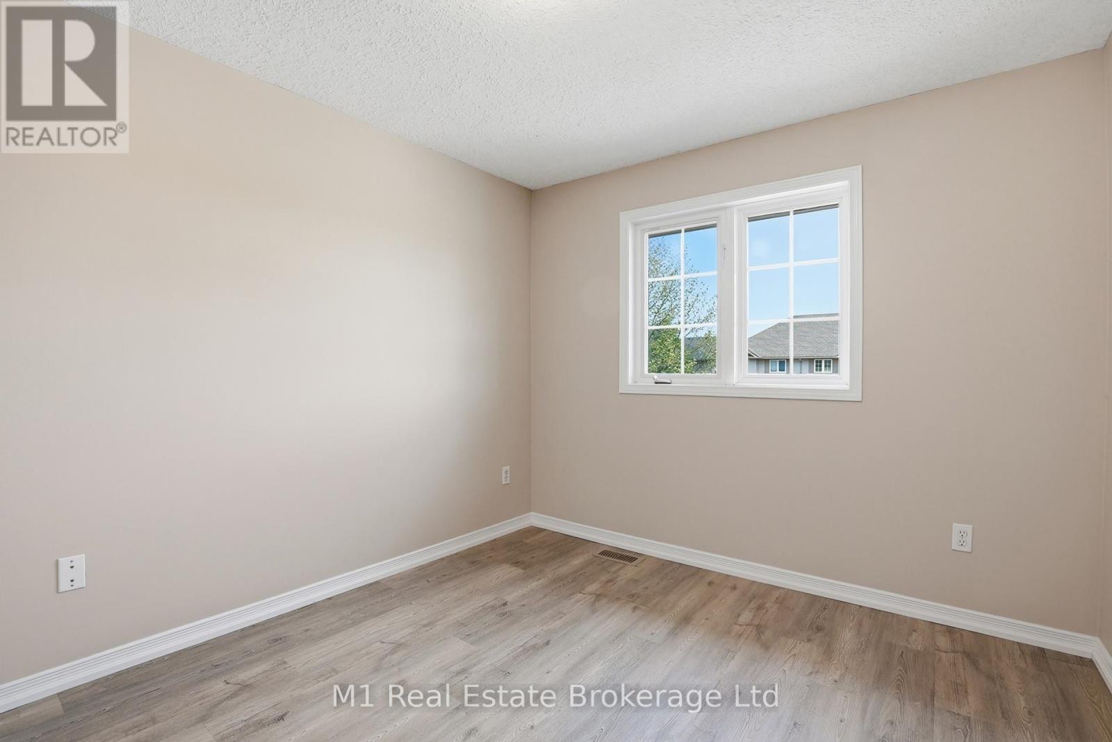 8 Ralston Drive, Guelph, Ontario N1E 0C3 - Photo 22 - X13202974