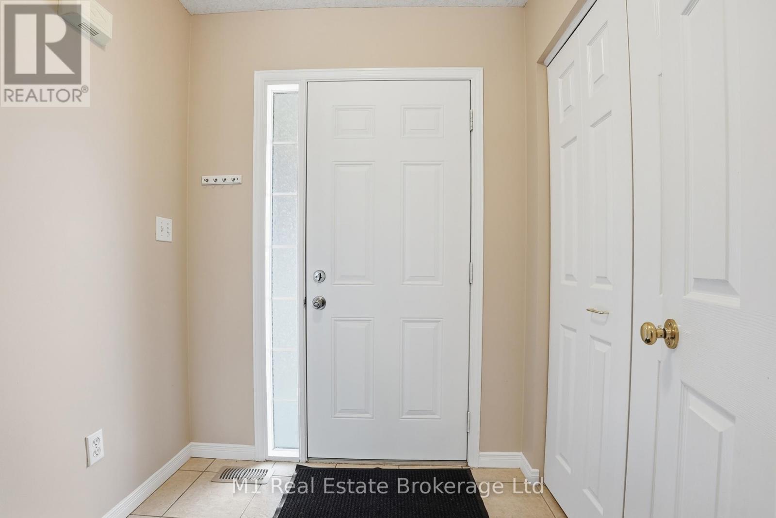 8 Ralston Drive, Guelph, Ontario N1E 0C3 - Photo 5 - X13202974
