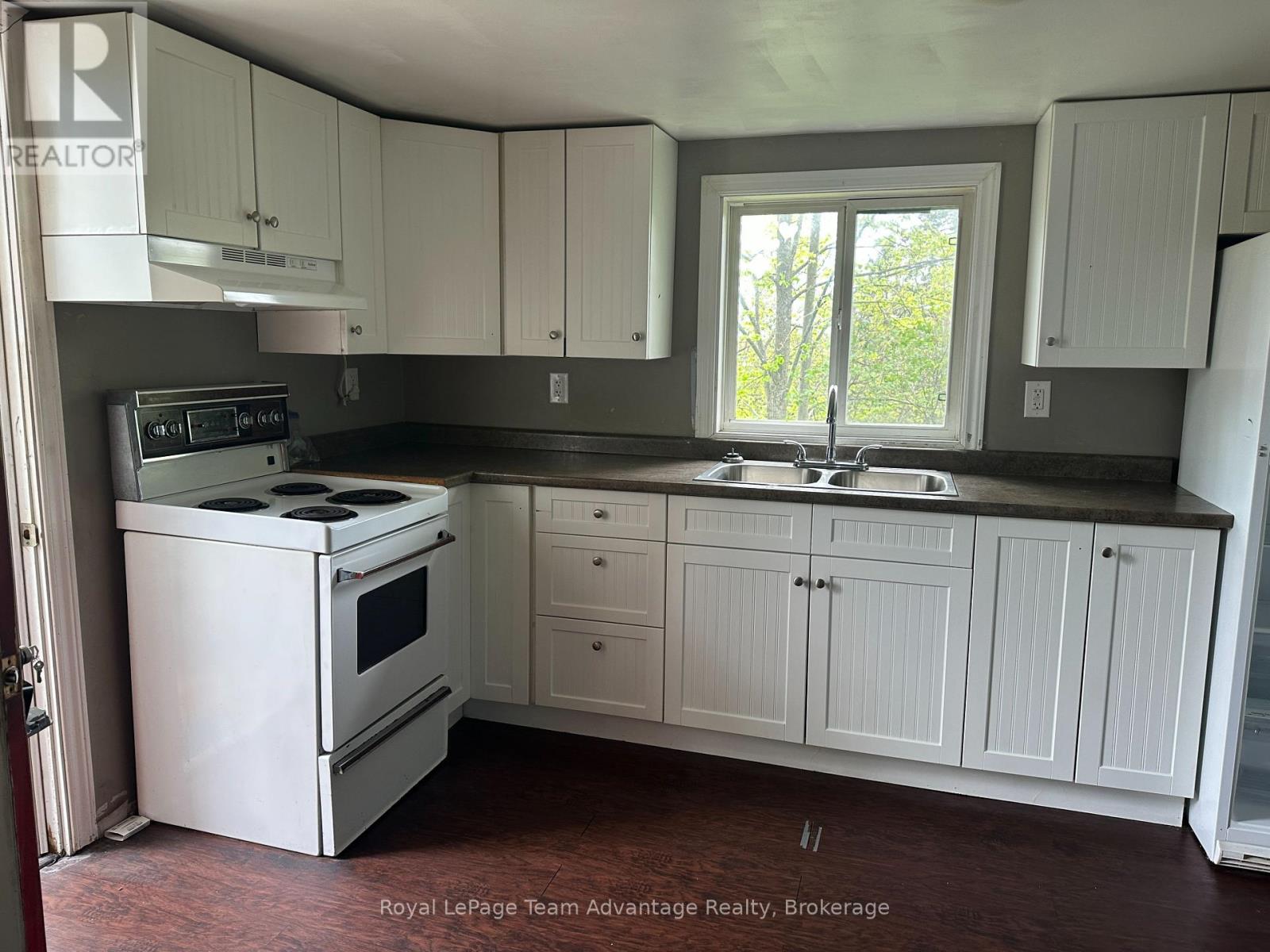 41 Emily Street, Parry Sound, Ontario  P2A 2P5 - Photo 11 - X13203122