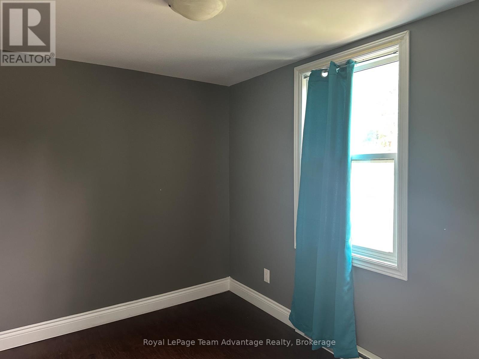 41 Emily Street, Parry Sound, Ontario  P2A 2P5 - Photo 8 - X13203122