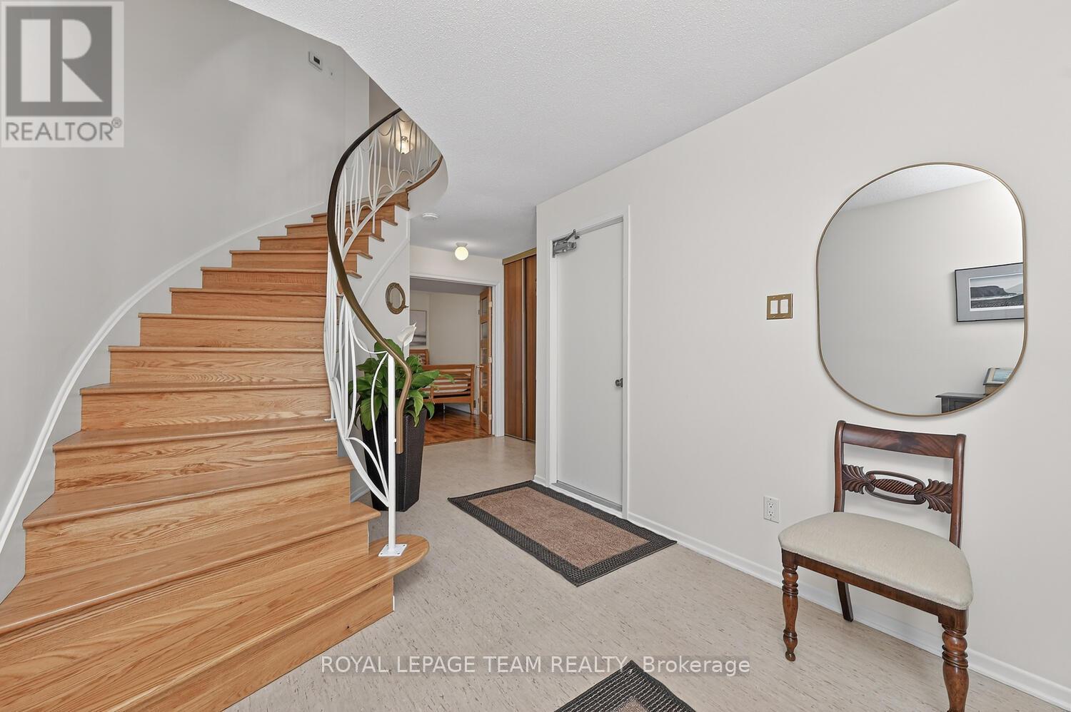 2521 Flannery Drive, Ottawa, Ontario K1V 9R5 - Photo 5 - X13201514