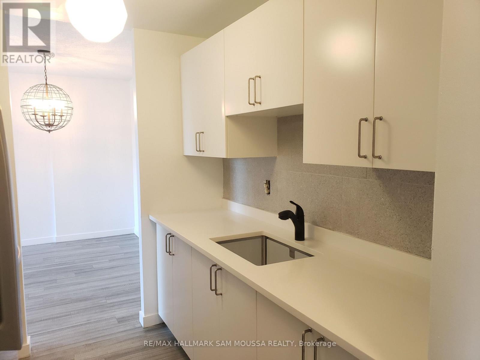 413 - 1177 Belanger Avenue, Ottawa, Ontario  K1H 8N7 - Photo 5 - X13202266