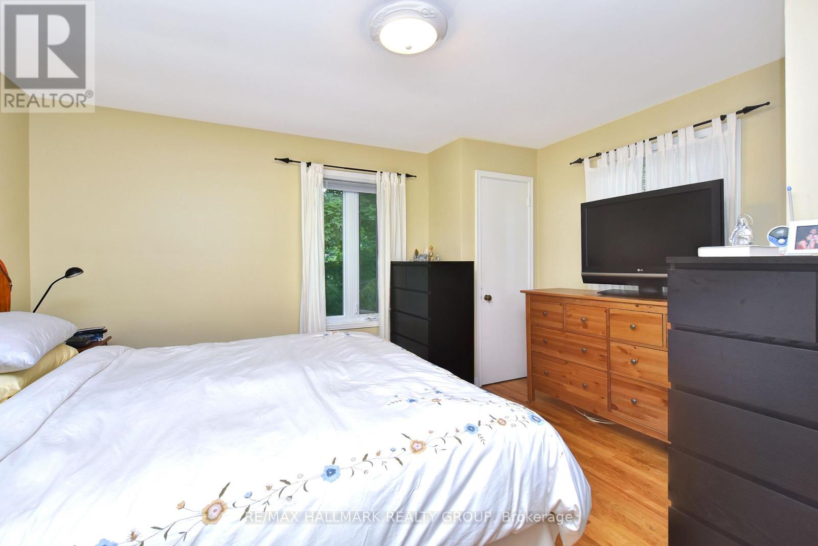 32 Arundel Avenue, Ottawa, Ontario  K1K 0B6 - Photo 15 - X13202428
